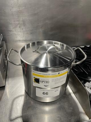 Vollrath Optio Series 8 Qt. Stock Pot, stainless steel, induction ready, model 3501, includes lid and handles, brand new.