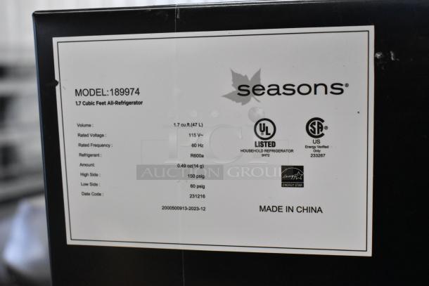 Seasons 189974 Mini Cooler label; 1.7 cu. ft., 115 volts, single phase, Energy Star, made in China.