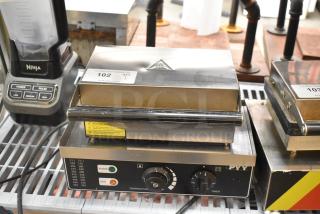 PYY PYYHFLFY-233SRUS Stainless Steel Commercial Countertop Specialty Waffle Maker.  110-120 Volts, 1 Phase. - Item #1212681