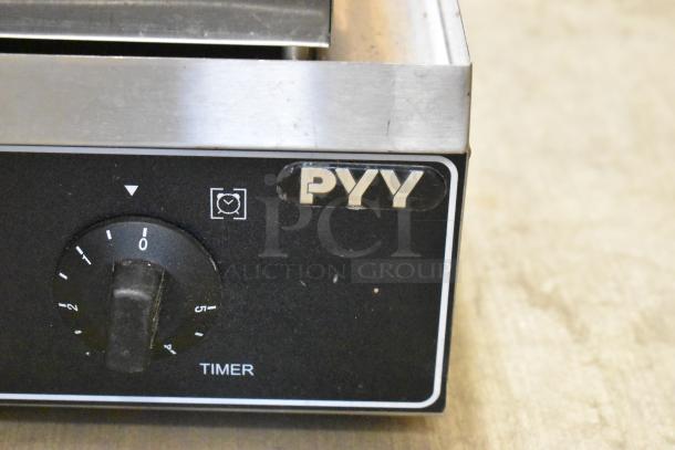 PYY PYYHFLFY-233SRUS stainless steel waffle maker, 110-120V, features timer dial, in good condition.