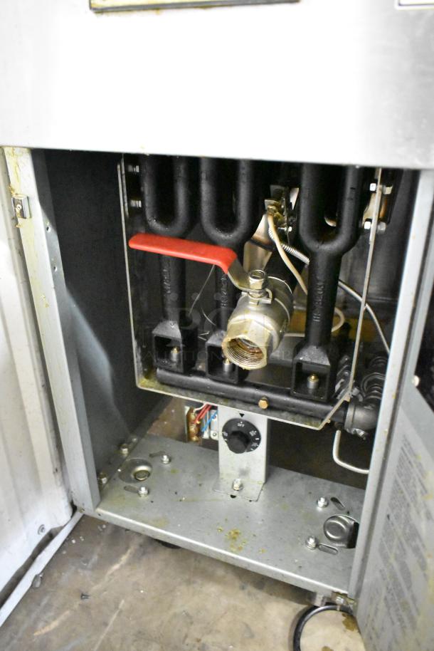 Motak MGF3-N-C stainless steel commercial gas fryer, 90,000 BTU. Includes 2 metal fry baskets. Visible controls and components.