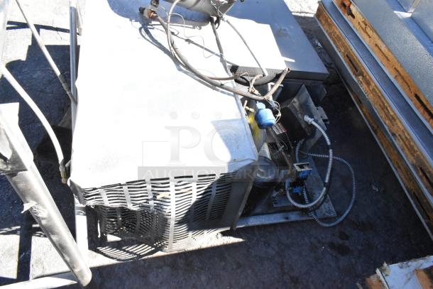 Norlake self-contained walk-in freezer with CPF060DC-A compressor, 115/208-230V, 1 phase, shown in used condition.