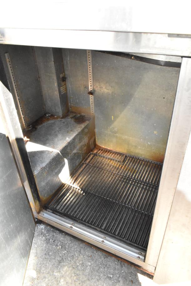 True TBB-3-S Stainless Steel Commercial 2 Door Undercounter Cooler w/ Contents. 115 Volts, 1 Phase. - Image 6 of 7