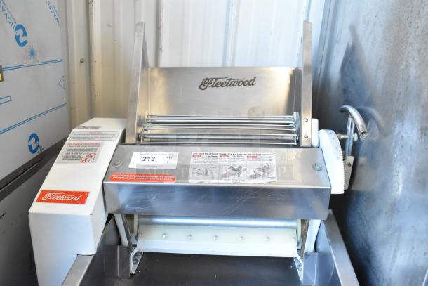 Fleetwood DR-400 Metal Bread Loaf Slicer, 115V, 1 Phase, commercial floor style, stainless steel finish, model label visible.