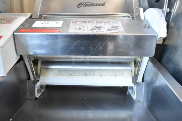 Fleetwood DR-400 commercial bread loaf slicer, 115V, 1 Phase, metal build. Visible instructions and brand label.