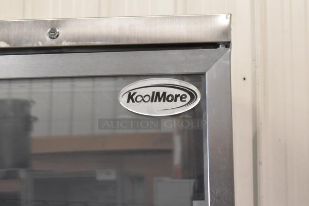 KoolMore KM-FMD20SGD metal single door cooler, scratch and dent, with poly-coated racks, 115V, 1 phase.