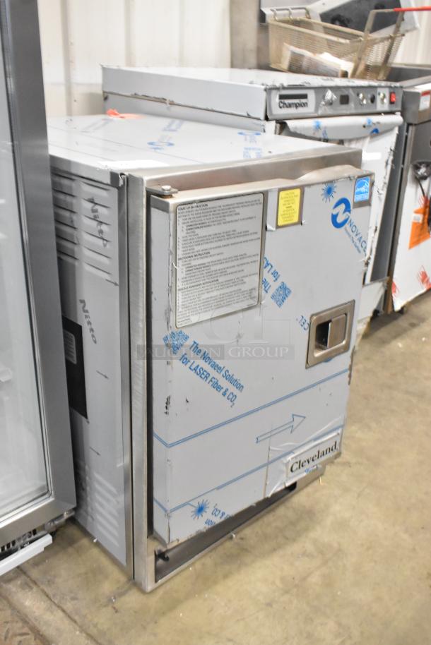Brand new Cleveland 22CGT6.1 SteamChef 6 stainless steel natural gas steamer, scratch and dent. 32,000 BTU, 6 pan capacity.