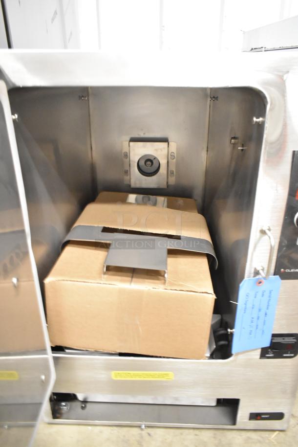 Cleveland 22CGT6.1 SteamChef 6 SST countertop steamer, stainless steel, natural gas, 32,000 BTU. Scratch and dent condition.