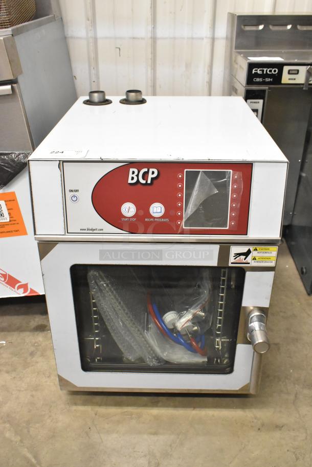 BRAND NEW Blodgett BLCP23E Stainless Steel Combi Convection Oven, electric, 208/230-240V, 3 Phase, minor scratches.
