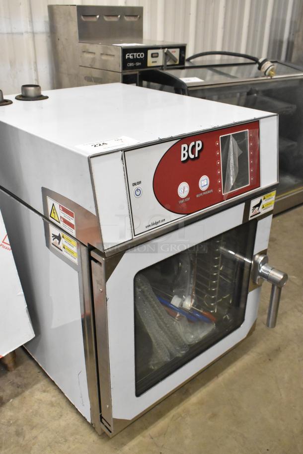 BRAND NEW Blodgett BLCP23E stainless steel commercial combi convection oven, scratch and dent, electric, 208/230-240V, 3-phase.