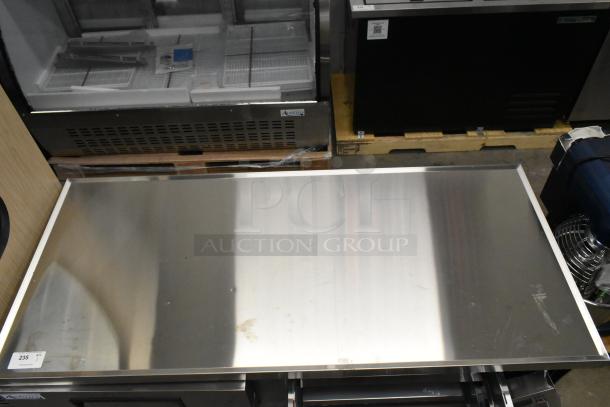 BRAND NEW 2025 Avantco 178CBE72HC stainless steel 4-drawer chef base, commercial casters, 115V, 1 Phase, slight scratches.