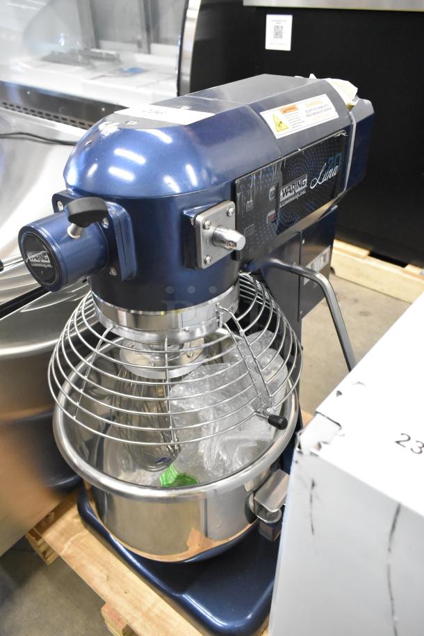 Brand new Waring WSM20LT Luna 20-quart metal countertop mixer with bowl, guard, whisk. 120V, 1 phase. Scratch and dent.