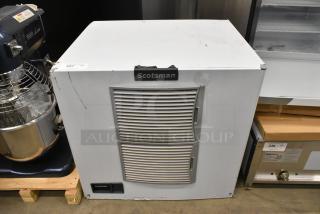 BRAND NEW SCRATCH AND DENT! 2024 Scotsman MC1030MA-32A Stainless Steel Commercial Ice Head. 208/230 Volts, 1 Phase. - Item #1212984