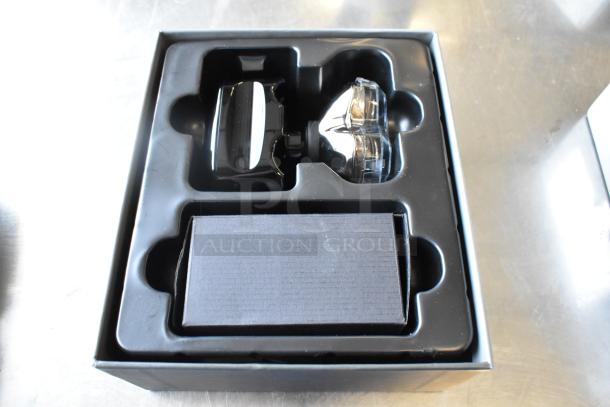 Brand new Pitbull Gold Pro PBG4-8700 head and face shaver in box, featuring ergonomic design, suitable for all hair types.