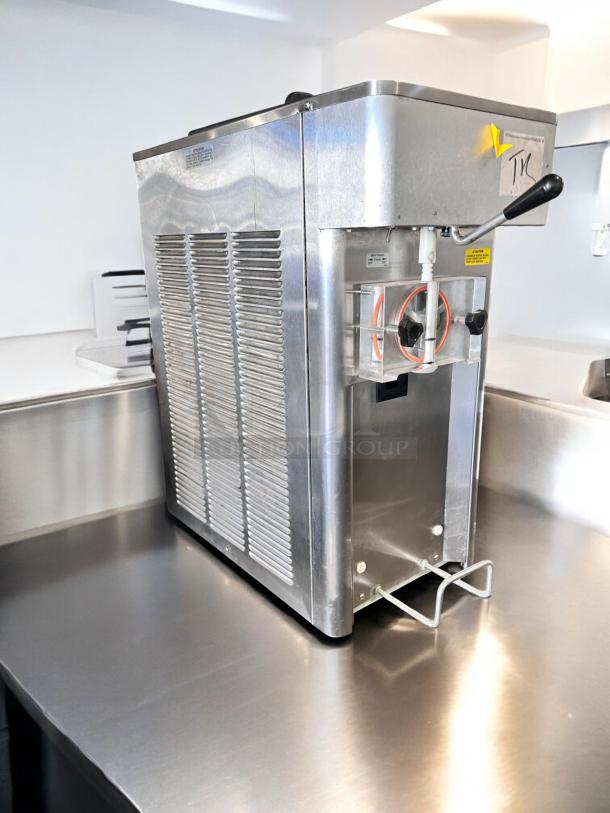 Stoelting F111-38ID soft serve machine in pristine condition, stainless steel body, single flavor, 115V, fully tested and working.