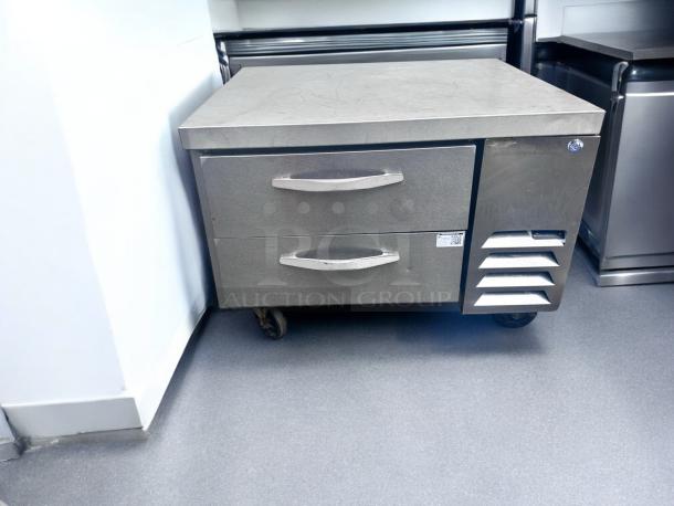Beverage-Air WTRCS36HC 36" Chef Base, stainless steel, 2 drawers, flawless condition, tested, 115V, USA-made.