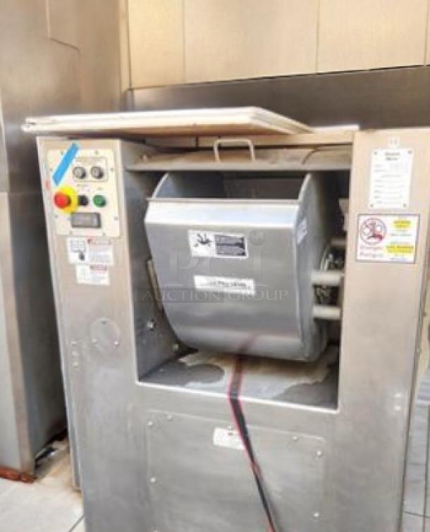 Magna Mixer 25M-AGA industrial dough mixer, superb condition, 230V, heavy-duty, stainless steel, fully tested and functional.