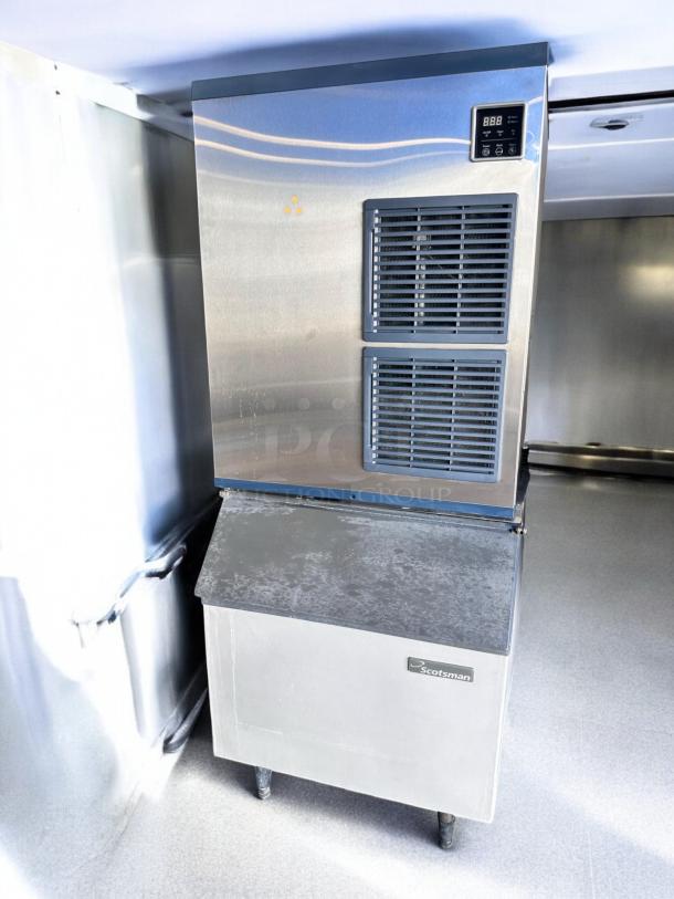 Scotsman BLMI-850A Ice Machine, 2018 model, superb condition, fully tested, includes storage bin, 230V, Scotsman logo visible.