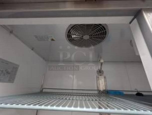 Turbo Air TSR-49-HC refrigerator interior with fan and wire shelf, superb condition, 115V, stainless steel, fully tested.