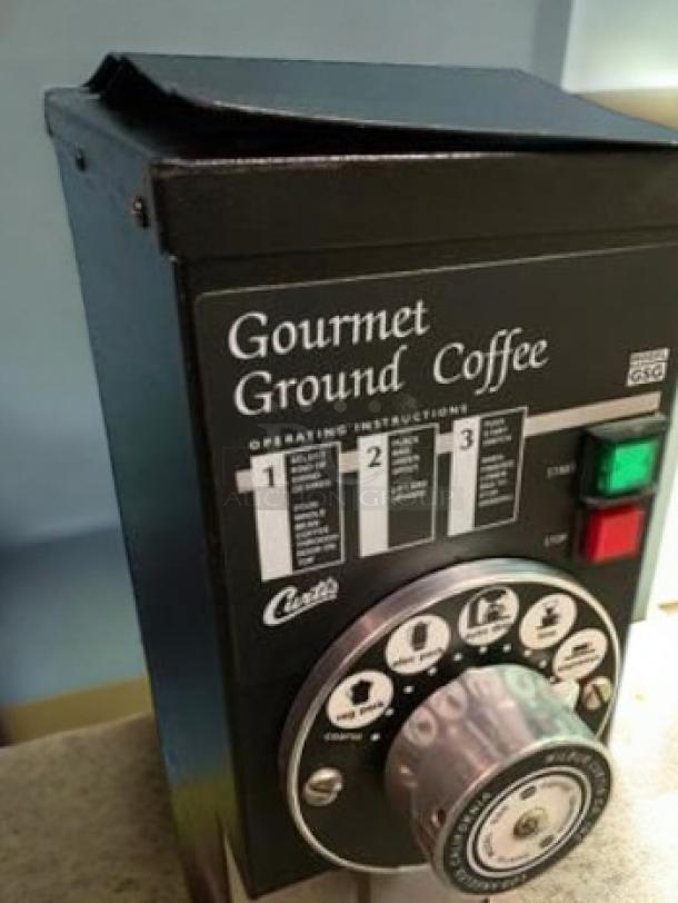 Wilbur Curtis GSG-3BLK Gourmet Coffee Grinder in superb condition, black casing, clear operation instructions, 120V.