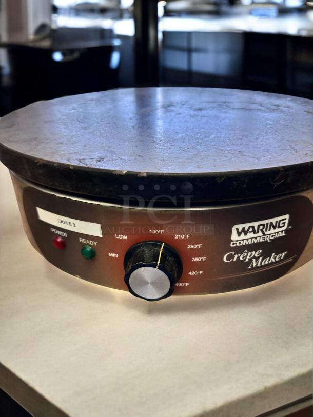 Waring Commercial WSC160 Electric Crêpe Maker, superb condition, 120V, temperature control dial, power/ready indicators.
