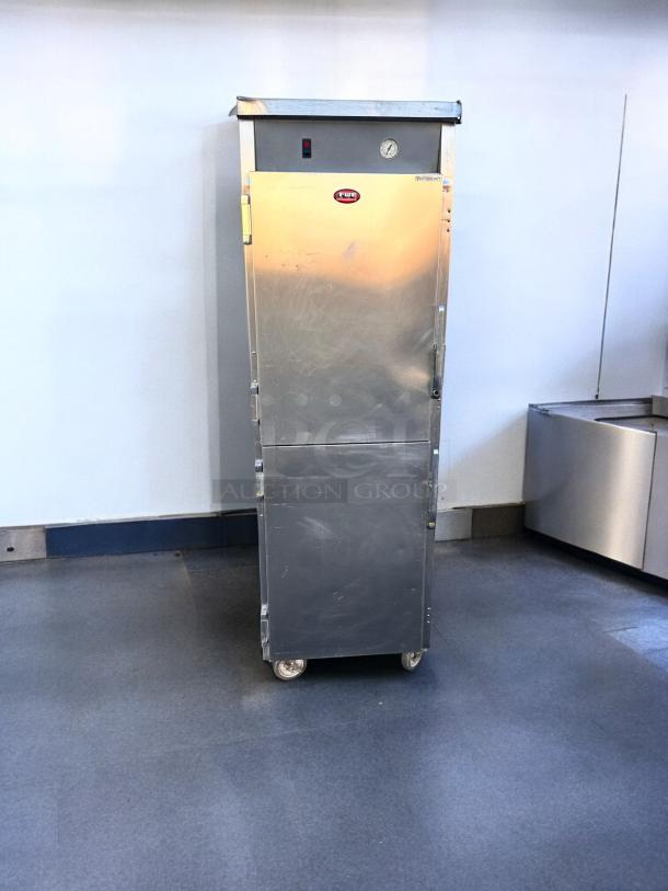 FWE TST-16-EPL Heated Holding Cabinet, stainless steel, outstanding condition, thermometer, 220V, tested and working.