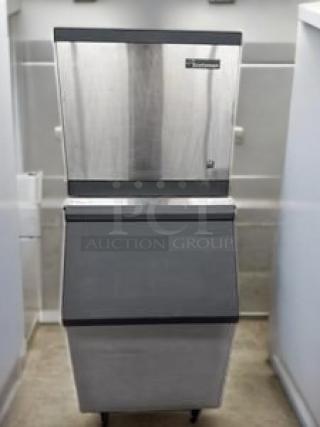 Flawless Condition – Manitowoc Indigo NXT Series Ice Machine w/ Storage Bin – 208/230V – Fully Tested & Working! - Item #1210170