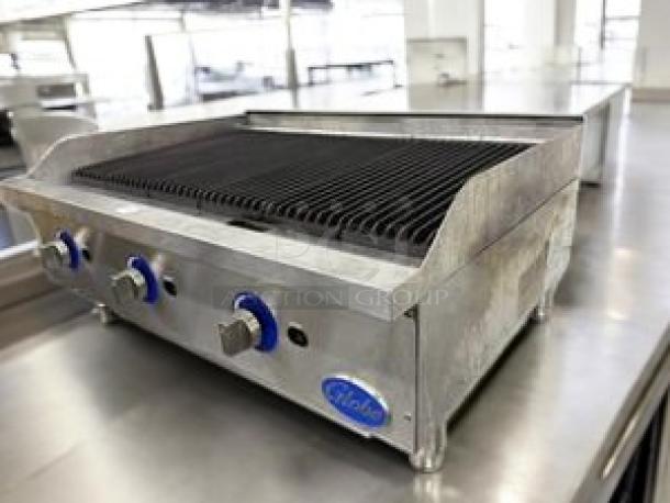 Globe GCB48G 48" countertop gas charbroiler in superb condition, natural gas, three control knobs, tested and working.