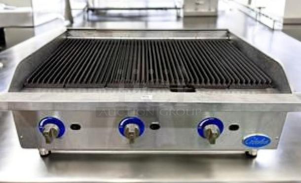 Globe GCB48G 48" countertop gas charbroiler, natural gas, superb condition, fully tested and working, stainless steel body.