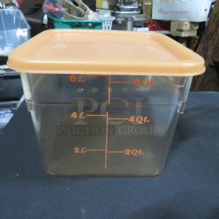 6 Quart food storage container with lid, marked with quart measurements on the side, used condition.