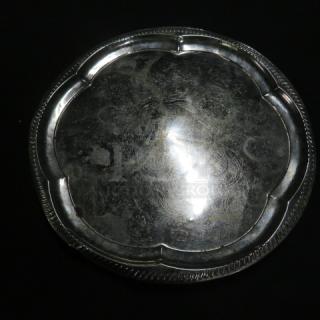 14-inch silver plate serve tray with scalloped edge and tarnish marks, item code 5XBID.