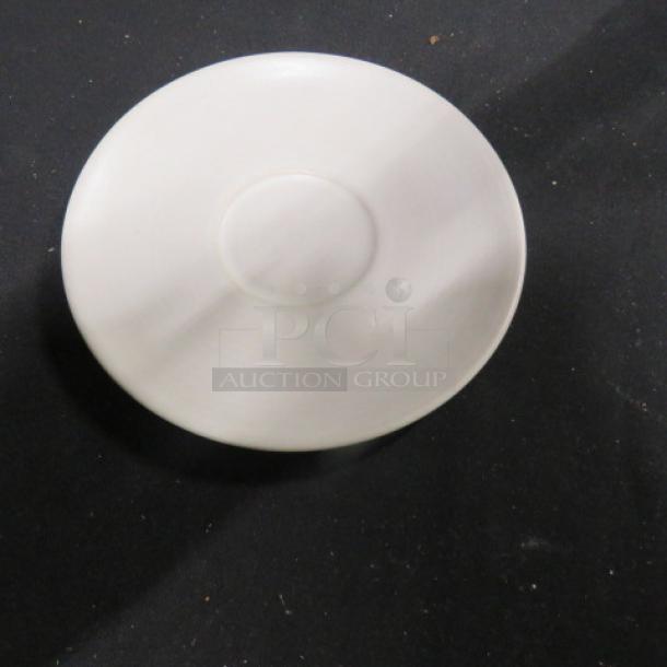 Evolution 6.5-inch saucer, white, simple design. Excellent condition. No visible markings or labels.