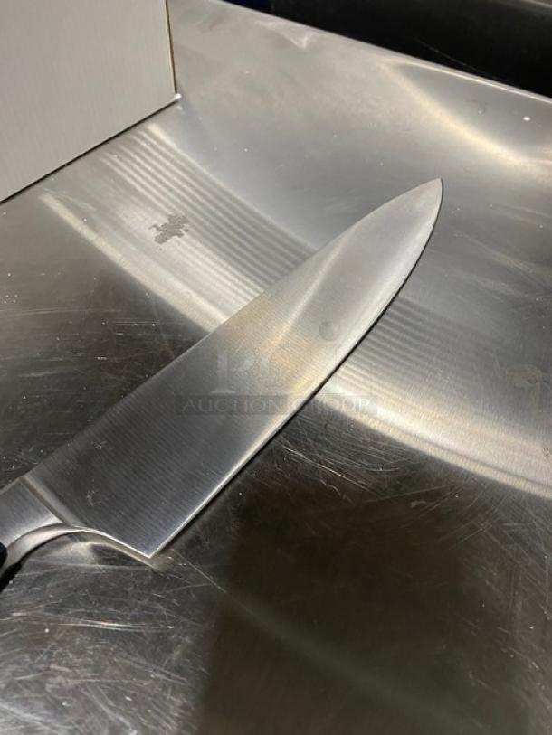 New Dexter Russell 8" chef knife, model V1458PCP, stainless steel blade, black grip handle, pristine condition.