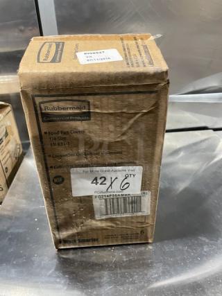 New Rubbermaid FG214P86AMBR high heat 1/4-size insert pan with handled-notched lid. Box shows quantity 6.