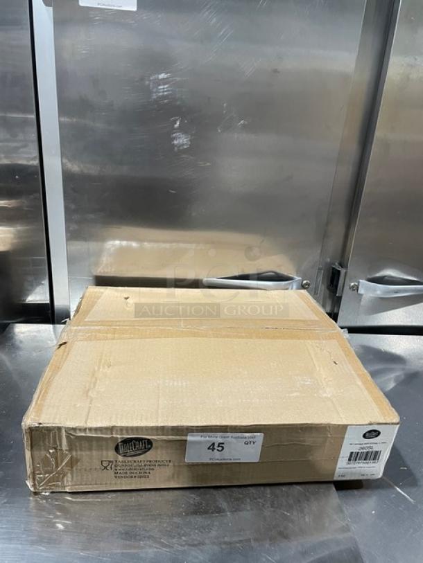 Tablecraft 260SL clear glass cheese/spice shaker, new, 6 oz., swirled style, chrome-plated slotted top. Box of 36 cases.