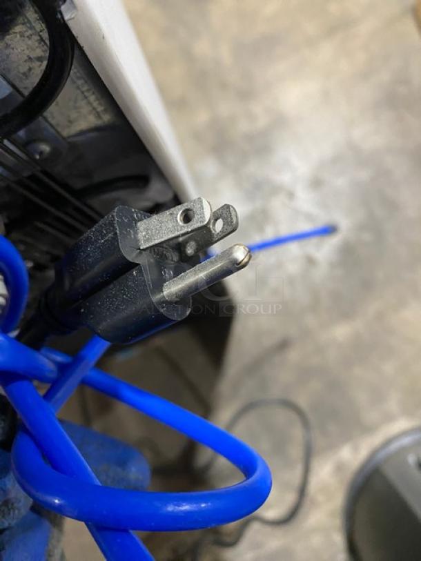 Cosmetal Connect23A water dispenser power cord, 115V. Electric powered, commercial-grade, free-standing unit.