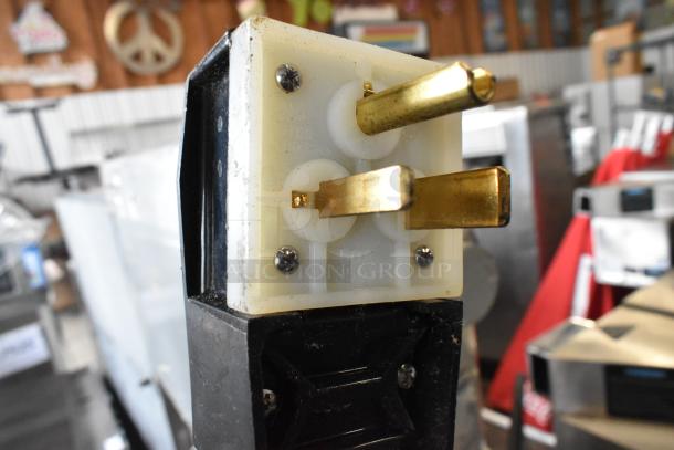 Turbochef HhC1618 stainless steel rapid speed conveyor oven plug. 208/240 volts, 1 phase, 50A, 250V.