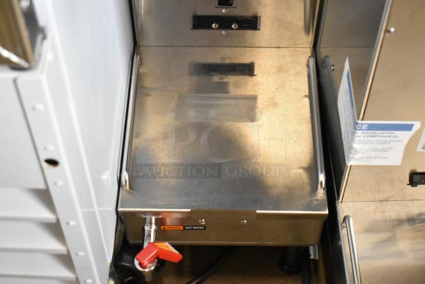 BRAND NEW 2024 Bunn SINGLE SH DBC stainless steel commercial coffee machine with hot water dispenser, metal brew basket.