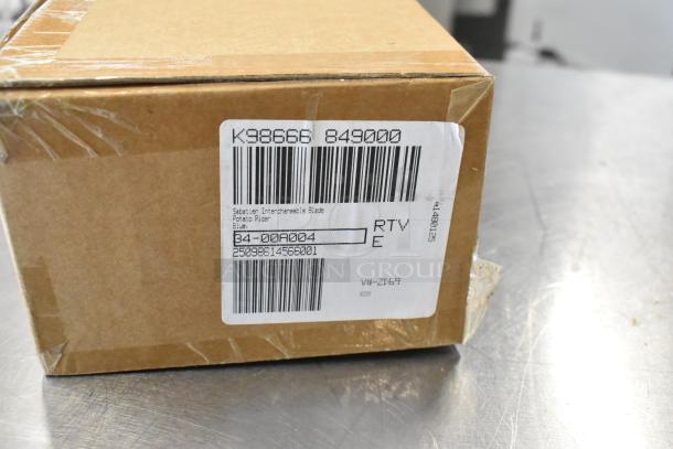 Cardboard box labeled with “Sabatier Interchangeable Blade Potato Ricer.” Condition: brand new. SKU: B4-00A004.