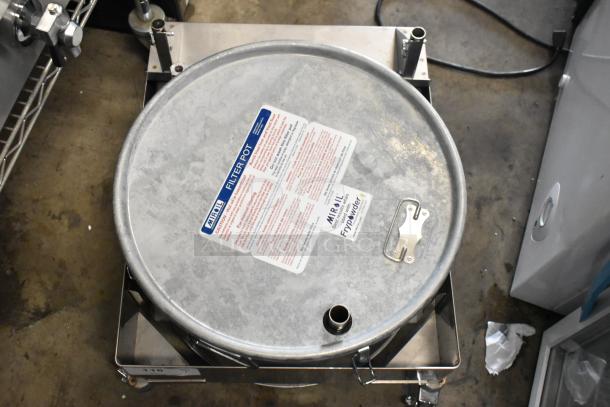 BRAND NEW Avantco 184T3600D MirOil 55 lb. fryer oil filter machine, with visible label, hand-operated, 1-way pump.