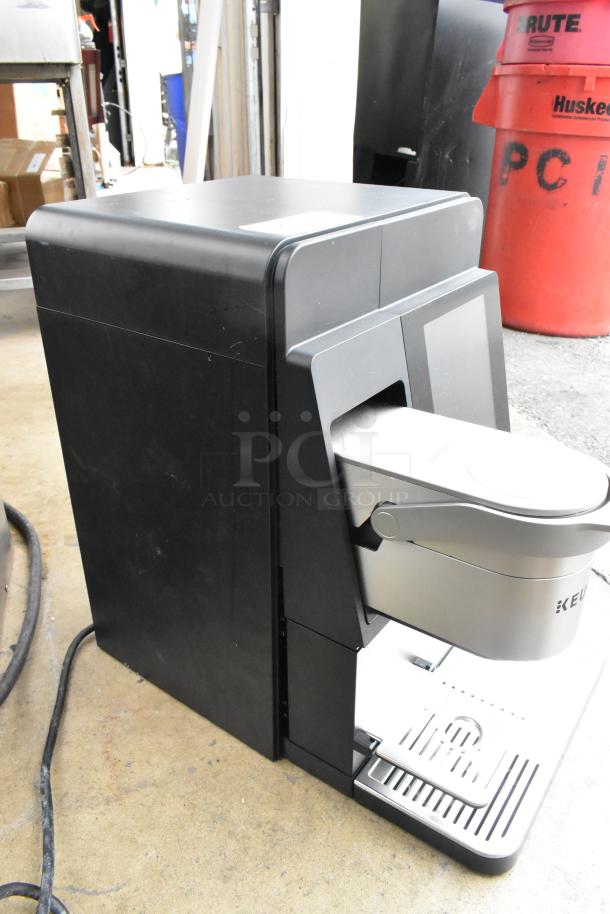 Keurig K4500 Single Cup Coffee Machine, Countertop, 120 Volts, 1 Phase, Black/Silver, Gently Used Condition.