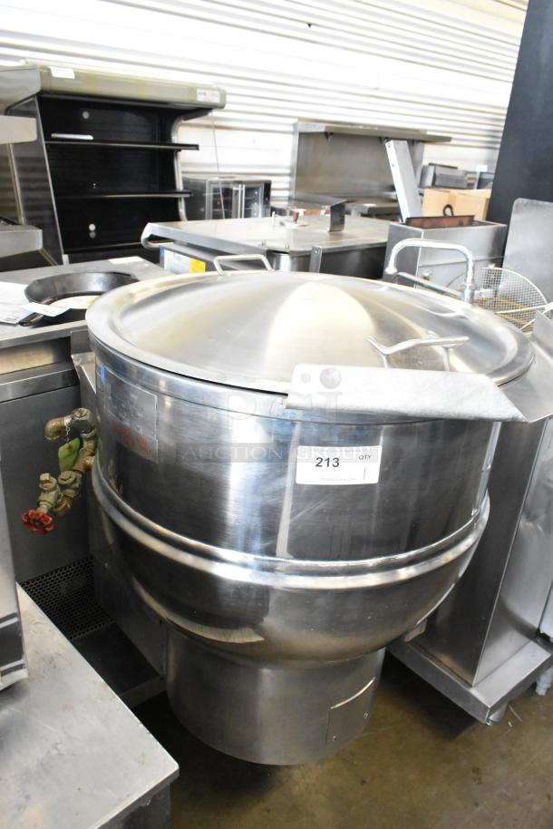 Groen DH/1P-40 stainless steel 40-gallon steam kettle, commercial floor model, with visible valve controls.