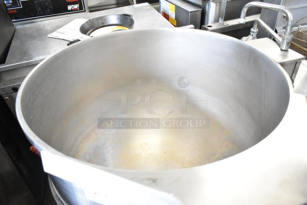 Groen DH/1P-40 stainless steel 40-gallon steam kettle in good condition, visible control panel, commercial kitchen equipment.
