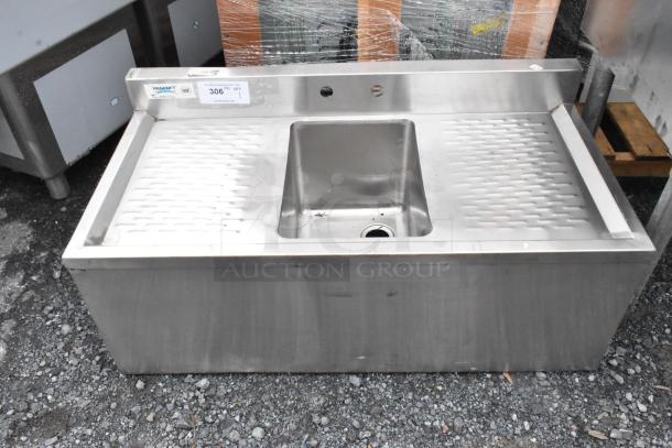 Regency 600B11014213 stainless steel bar sink, single bay, dual drain boards, no legs, features quality and durability.
