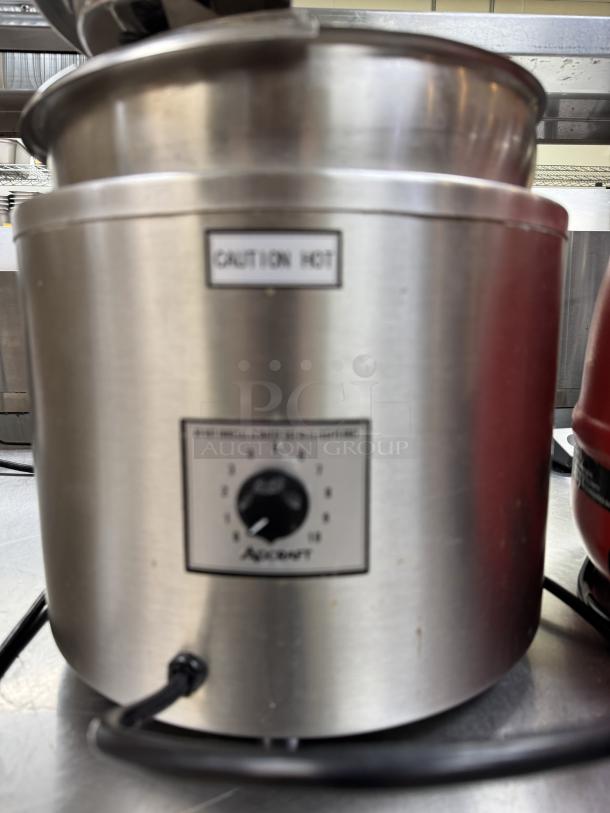 Adcraft Chili Pot, stainless steel, tested and working. Features adjustable temperature dial; "Caution Hot" label present.