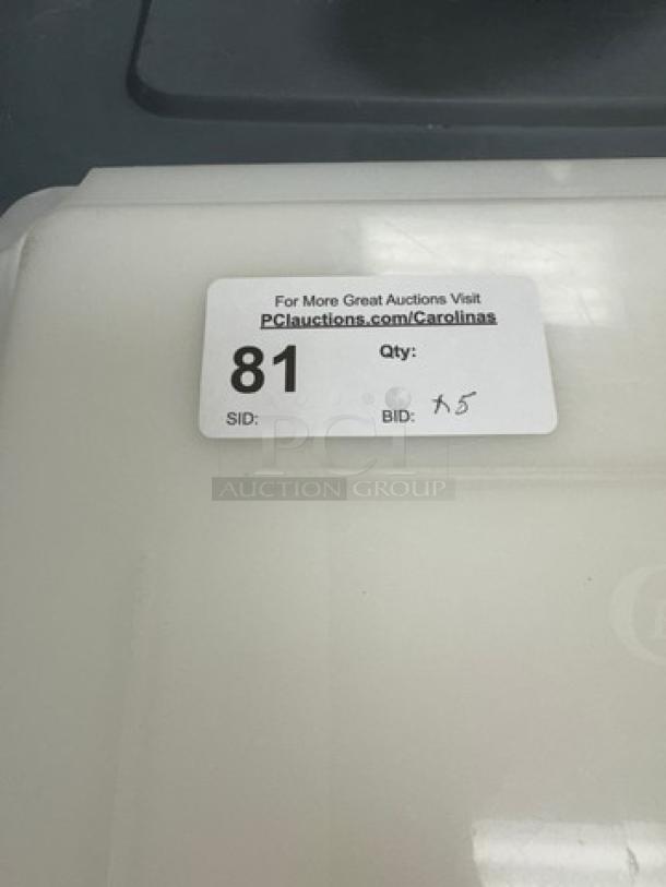 Opaque Choice plastic lids with auction tag stating lot number 81, quantity five.