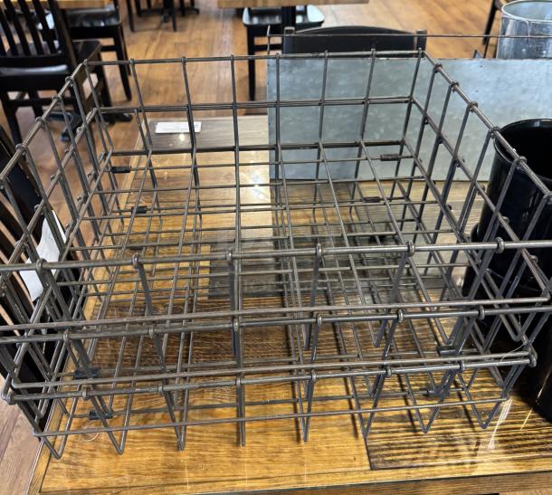 Metal storage/display containers in wireframe design, set of two. Ideal for organization and decoration. Excellent condition.