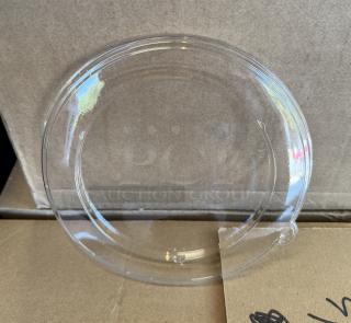 Clear plastic lid, 8.5" diameter, new condition, transparent. Suitable for containers; two available per bid.