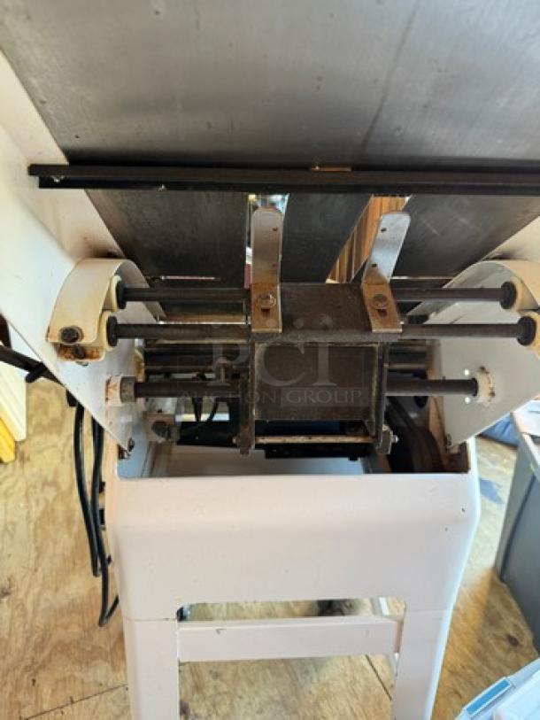 Oliver 797-32 Gravity Feed Bakery Bread Slicer on casters, tested and working. Sturdy design, ideal for commercial use.