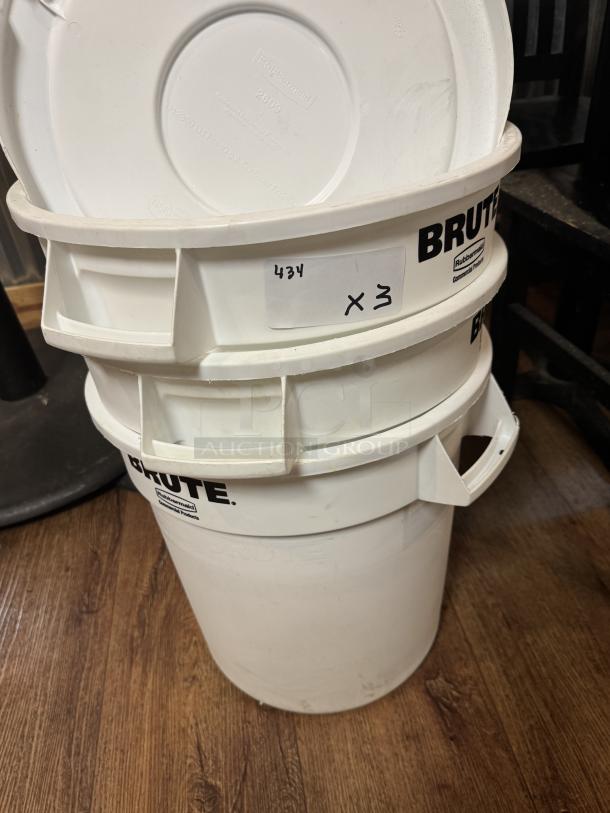Rubbermaid Brute 10 Gal storage containers with lids, stack of three, white, labeled "434 x 3," durable, used condition.